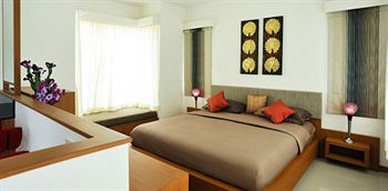 Imagen de los exteriores del Hotel Black Mountain Resort. Foto 9
