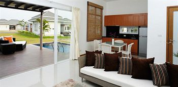 Imagen de la habitación del Hotel Black Mountain Resort. Foto 5
