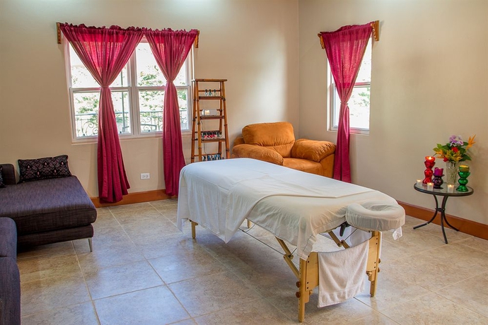 Imagen de los interiores del Hotel Black Orchid Resort. Foto 13