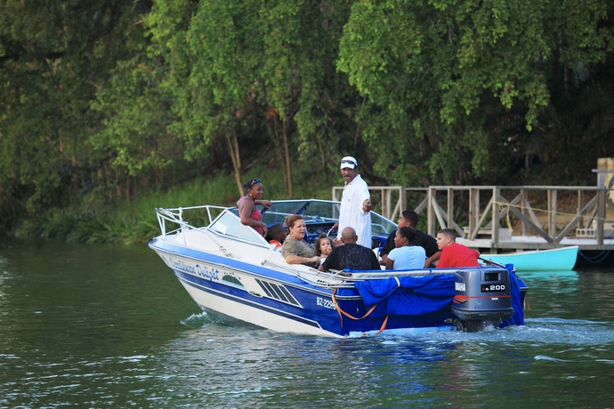 Imagen de los exteriores del Hotel Black Orchid Resort. Foto 9