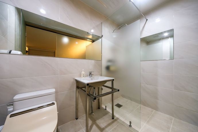 Imagen de la habitación del Hotel Black, Pohang. Foto 10