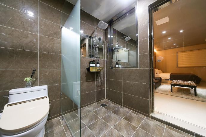 Imagen de la habitación del Hotel Black, Pohang. Foto 15