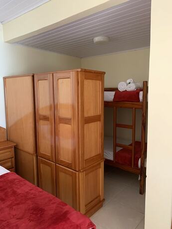 Imagen general del Hotel Black Point Beach Club. Foto 2