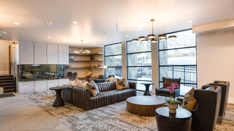 Imagen de los interiores del Hotel Black Rock Mountain Resort. Foto 17