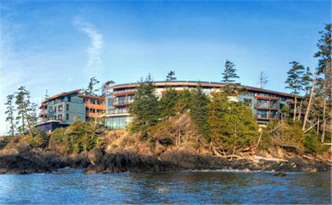 Imagen de la habitación del Hotel Black Rock Oceanfront Resort. Foto 2