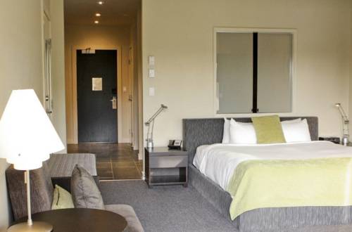 Imagen de la habitación del Hotel Black Rock Oceanfront Resort. Foto 7