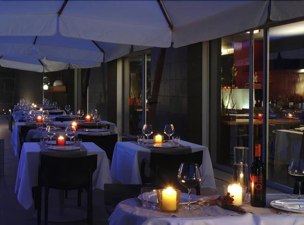 Imagen del bar/restaurante del Hotel Black, Roma. Foto 3