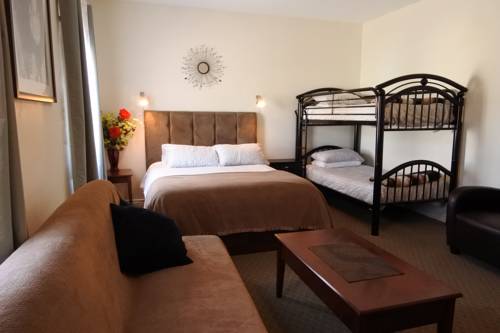 Imagen de la habitación del Hotel Black Rooster Guesthouse. Foto 16