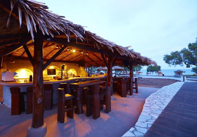 Imagen general del Hotel Black Rose Suites. Foto 2
