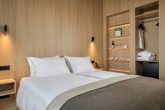 Imagen de la habitación del Hotel Black Sand. Foto 6