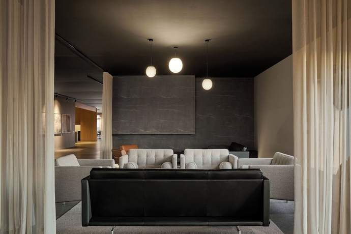 Imagen de los interiores del Hotel Black Sand. Foto 12
