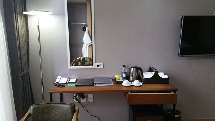 Imagen de los interiores del Hotel Black Sands. Foto 13