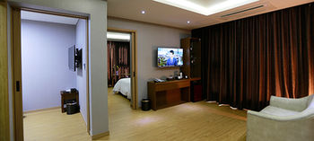 Imagen de la habitación del Hotel Black Sands. Foto 9