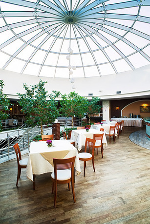 Imagen del bar/restaurante del Hotel Black Sea Panteleymonovskaya. Foto 3