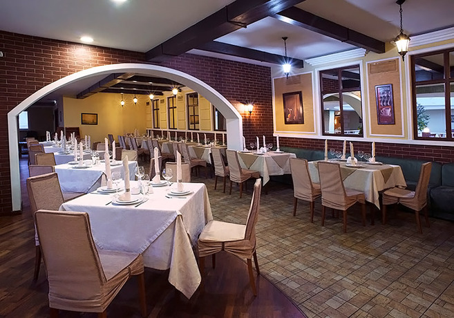 Imagen del bar/restaurante del Hotel Black Sea Panteleymonovskaya. Foto 4