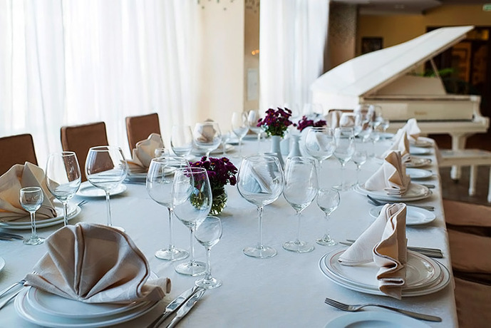 Imagen del bar/restaurante del Hotel Black Sea Panteleymonovskaya. Foto 5