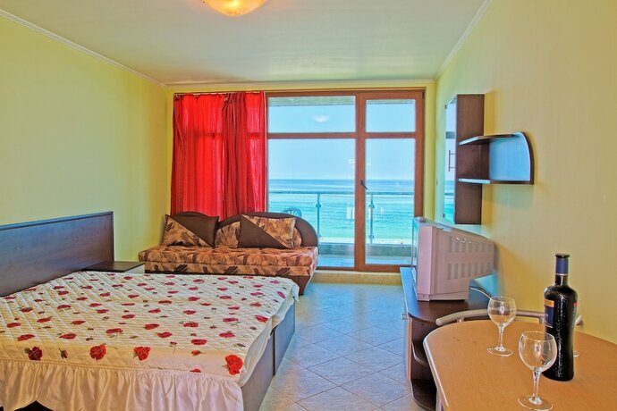 Imagen de la habitación del Hotel Black Sea Paradise, Sozopol. Foto 17