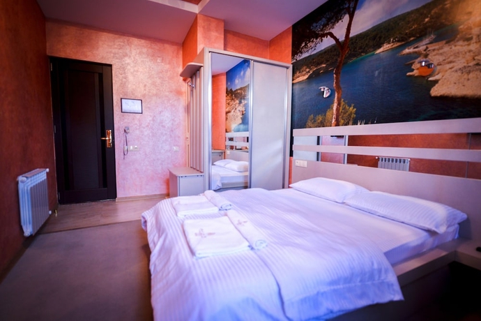 Imagen de la habitación del Hotel Black Sea Star Batumi. Foto 2