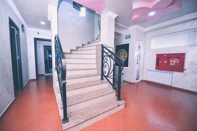 Imagen de los interiores del Hotel Black Sea Star Batumi. Foto 19