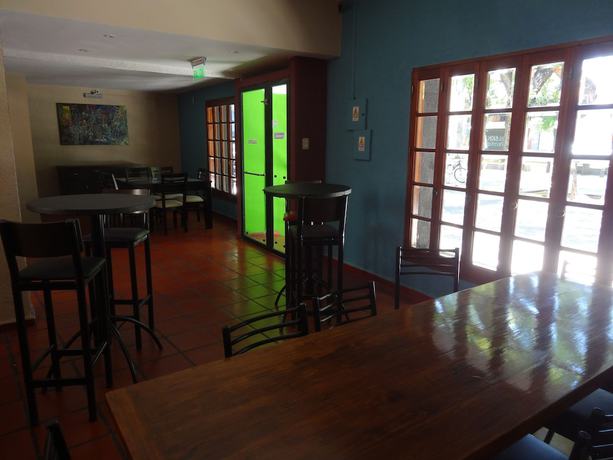 Imagen del bar/restaurante del Hotel Black Sheep International Hostel. Foto 3