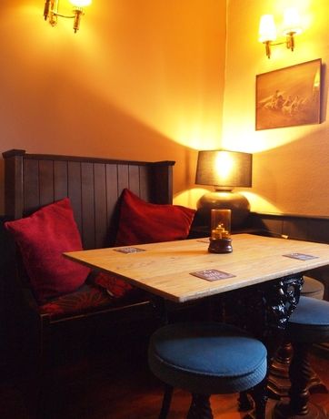 Imagen del bar/restaurante del Hotel Black Swan Inn. Foto 7
