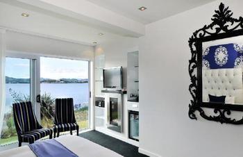 Imagen de la habitación del Hotel Black Swan Lakeside Boutique. Foto 3