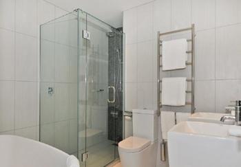 Imagen de la habitación del Hotel Black Swan Lakeside Boutique. Foto 6