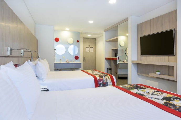 Imagen de la habitación del Hotel Black Tower Premium. Foto 6