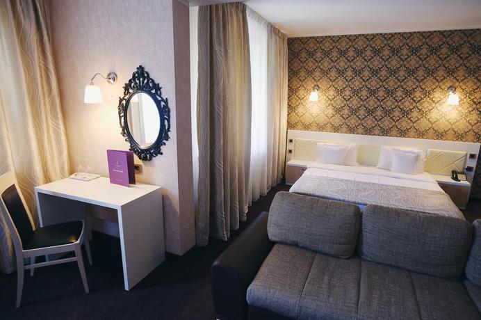 Imagen de la habitación del Hotel Black Tulip. Foto 3