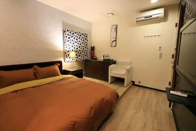 Imagen de la habitación del Hotel Black and White Inn. Foto 12