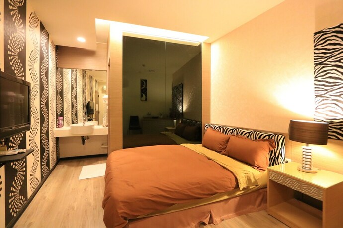 Imagen de la habitación del Hotel Black and White Inn. Foto 29