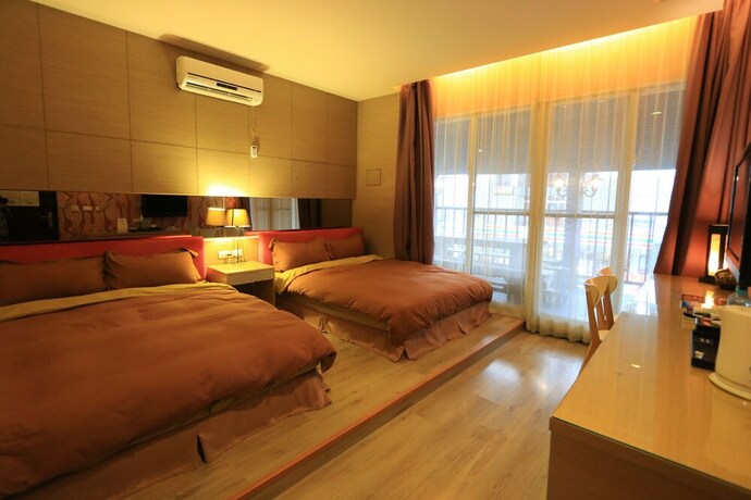 Imagen de la habitación del Hotel Black and White Inn. Foto 34