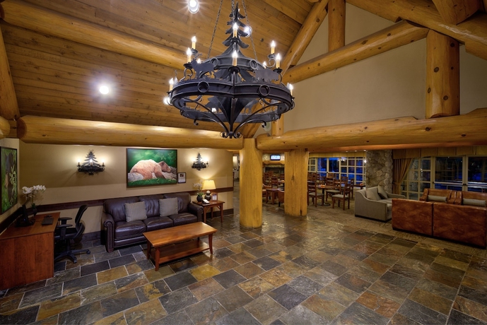 Imagen de los interiores del Hotel Blackcomb Springs Suites By Clique. Foto 18