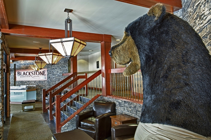 Imagen de los interiores del Hotel Blackstone Mountain Lodge By Clique. Foto 5