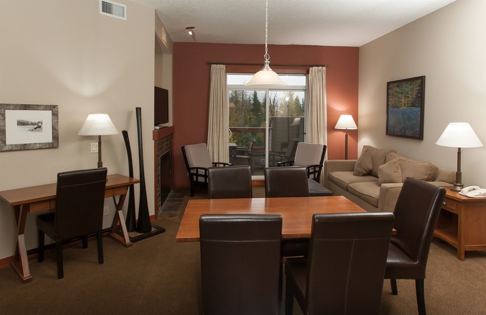Imagen de los interiores del Hotel Blackstone Mountain Lodge By Clique. Foto 7