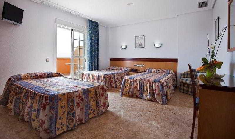 Imagen general del Hotel Blanca Brisa. Foto 4