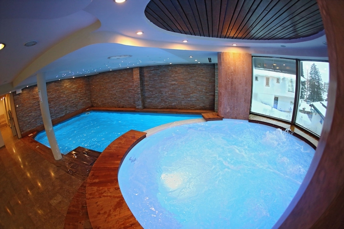 Imagen de la piscina del Hotel Blanca Resort and Spa. Foto 17