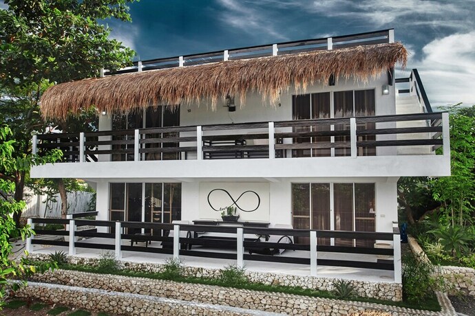 Imagen de la habitación del Hotel Blanco Beach Resort. Foto 22