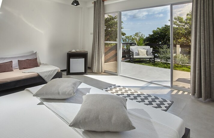 Imagen de la habitación del Hotel Blanco Beach Resort. Foto 26