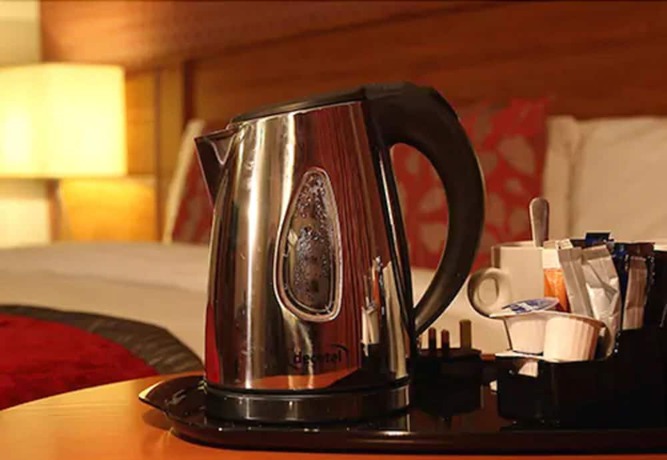 Imagen de la habitación del Hotel Blanco's Port Talbot. Foto 12