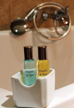 Imagen de la habitación del Hotel Blanco's Port Talbot. Foto 14