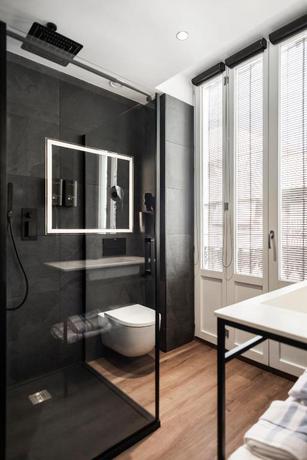 Imagen de la habitación del Hotel Blanq Gran v&iacute;a. Foto 5