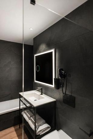 Imagen de la habitación del Hotel Blanq Gran v&iacute;a. Foto 15