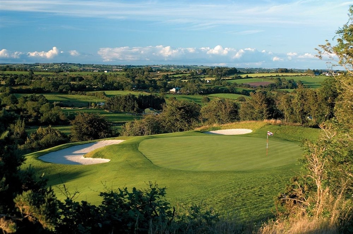 Imagen de los exteriores del Hotel Blarney Golf Resort. Foto 8