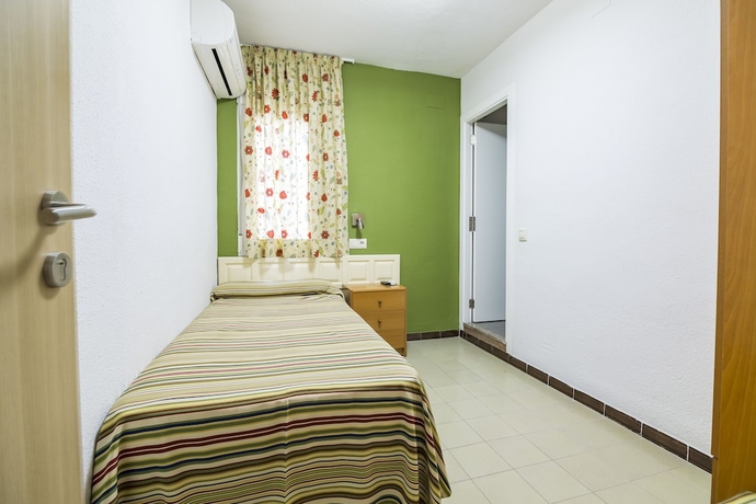 Imagen de la habitación del Hotel Blasón Junior. Foto 12