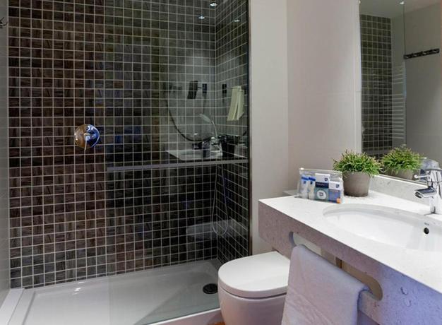 Imagen de la habitación del Hotel Blaumar Salou. Foto 8