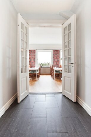 Imagen general del Hotel Bl&auml;singe G&aring;rd Kullabygden - Hostel. Foto 6