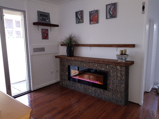 Imagen de los interiores del Hotel Blayney Goldfields Motor Inn. Foto 16