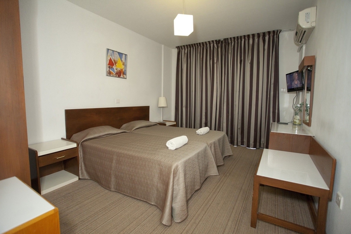 Imagen de la habitación del Hotel Blazer Residence. Foto 9