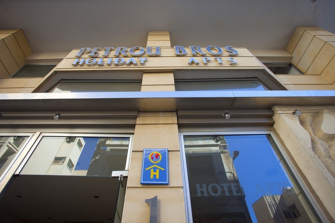 Imagen de los exteriores del Hotel Blazer Residence. Foto 11